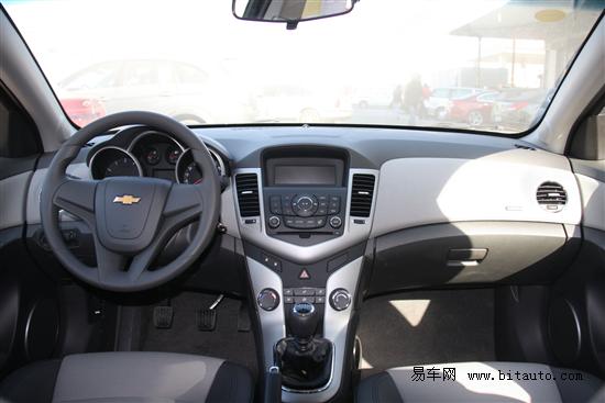 2012款科鲁兹购车手册 推荐1.6升SE车型