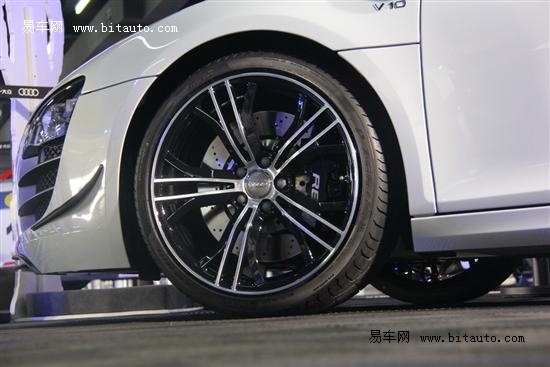 奥迪R8中国专享型正式上市 售价262.8万元