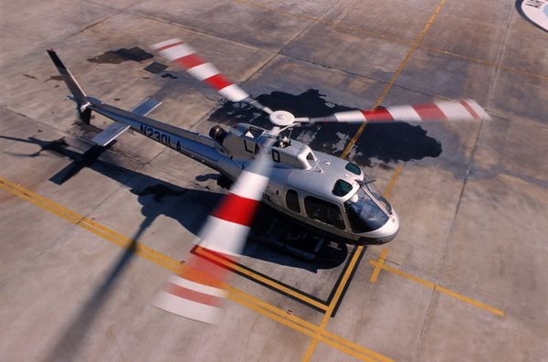巴南将可学开直升机 学费最低22万元