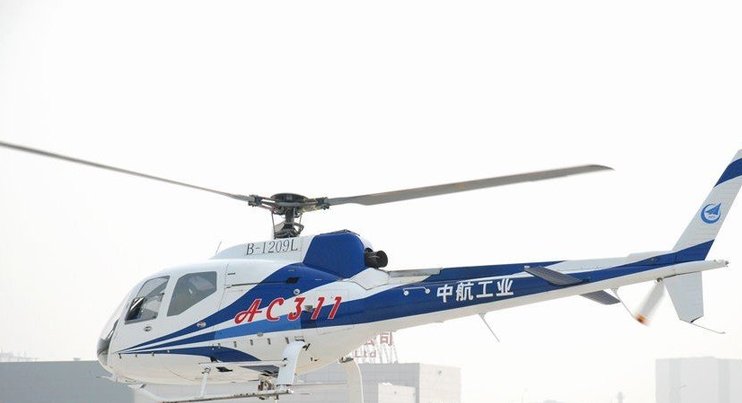国产AC311轻型直升机