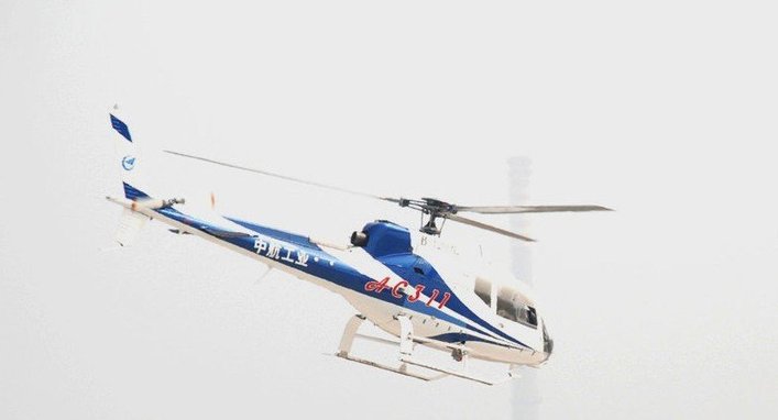 国产AC311轻型直升机