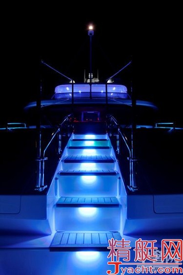 Benetti与Altraluce共同发布LED游艇氛围灯